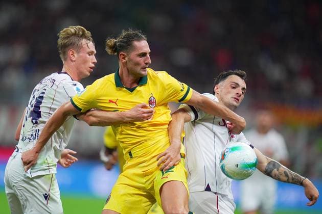 AC Milan s Adrien Rabiot during the Serie A soccer match between Milan and Bologna at the San Siro Stadium in Milan , north Italy - Sunday , September 14 , 2025. - Soccer .  Copyright: xSpada LaPressex