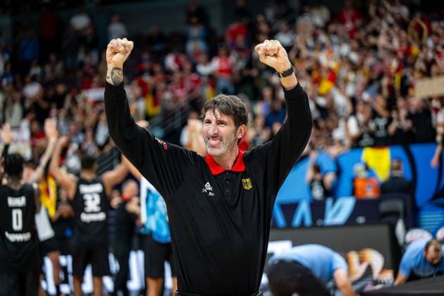 Basketball Riga 14 09 2025 DBB International match Men Men EuroBasket 2025 Final Turkey TUR Germany GER Germany is European Champion Booth Cheering Alex Mumbru Germany, national coach