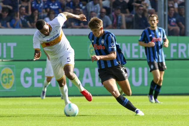 Charles De Ketelaere of Atalanta BC. battle for the ball with Jamil Siebert of US Lecce during Atalanta BC vs US Lecce, 3Â° Serie A Enilive 2025-26 game at New Balance stadium in Bergamo (BG), Italy, on September 14, 2025.  Copyright: xDavidexCasentini IPAxSportx xipa-agency.netx xx IPA_64868160 IPA_Agency_IPA64868160