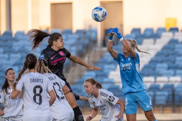September 14, 2025, Alcala De Henares, Madrid, Spain: MERLE FROHMS of Real Madrid Femenino CF during the match belonging to La LigaF season 25 26 soccer Ã¢â‚¬oe REAL MADRID FEM - MADRID CFF Ã¢â‚¬Â held on September 14, 2025, at the Ciudad Deportiva Real Madrid Valdebebas, Madrid, Spain. Alcala De Henares Spain - ZUMAc312 20250914_zsp_c312_323 Copyright: xOscarxManuelxSanchezx
