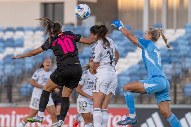 September 14, 2025, Alcala De Henares, Madrid, Spain: MERLE FROHMS of Real Madrid Femenino CF during the match belonging to La LigaF season 25 26 soccer Ã¢â‚¬oe REAL MADRID FEM - MADRID CFF Ã¢â‚¬Â held on September 14, 2025, at the Ciudad Deportiva Real Madrid Valdebebas, Madrid, Spain. Alcala De Henares Spain - ZUMAc312 20250914_zsp_c312_326 Copyright: xOscarxManuelxSanchezx