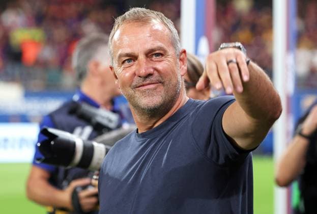 FC Barcelona, Barca v Valencia CF - LaLiga EA Sports Hansi Flick coaches during the match between FC Barcelona and Valencia CF, corresponding to week 4 of LaLiga EA Sports, at the Joan Cruyff Stadium in Barcelona, Spain, on September 14, 2025. Barcelona Barcelona Spain  Copyright: xUrbanandsportx originalFilename:urbanandsport-fcbarcel250914_npauW.jpg
