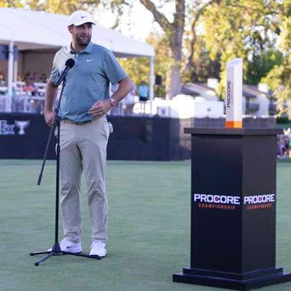 September 14, 2025, Napa, California, United States: NAPA, CA - SEPTEMBER 14: Scottie Scheffler of the United States with the trophy during the Procore Championship 2025 - Final Round at Silverado Resort on September 14, 2025 in Napa, California. Procore Championship 2025- Final Round  - ZUMAt139 20250914_aaa_t139_129 Copyright: xAlxChang IsixPhotosx