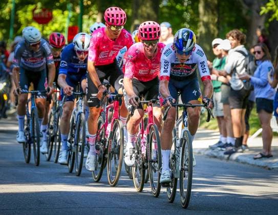 September 14, 2025, Montreal, Quebec, Canada: Cyclists race through the streets of Montro al during todayÃââ s Grand Prix Cycliste, a prestigious WorldTour event that draws some of the best riders from around the globe. Spectators lined the course, cheering as the peloton pushed through challenging climbs and fast-paced sprints in the heart of the city. Montreal Canada - ZUMAs278 20250914_zip_s278_004 Copyright: xSerkanxSenturkx Montreal Canada - ZUMA0833 0833716754st Copyright: xIMAGO SerkanxSenturkx