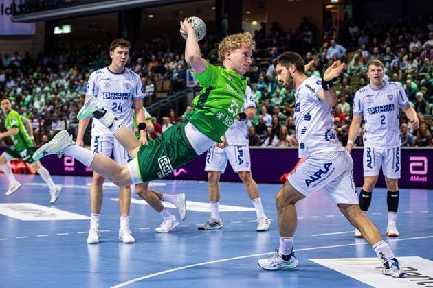 14 09 2025, xovx, Handball Daikin Handball Bundesliga, HSG Wetzlar TBV Lemgo Lippe f l Joel Willecke TBV Lemgo Lippe , Georg Löwen HSG Wetzlar , Frederik Simak TBV Lemgo Lippe, hidden , Tim Suton TBV Lemgo Lippe , Lukas Hutecek TBV Lemgo Lippe Wetzlar Buderus Arena Hessen Germany EN