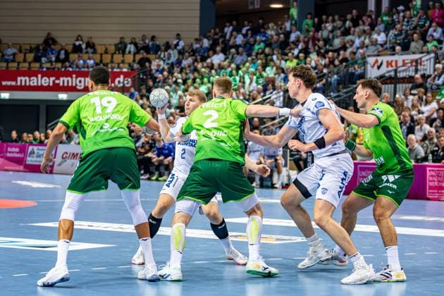 Handball Bundesliga HSG Wetzlar TBV Lemgo Lippe, 14 09 25 Lukas Hutecek TBV Lemgo Lippe, 2 , Joel Willecke TBV Lemgo Lippe, 24 , Philipp Ahouansou HSG Wetzlar, 19 , Nikola Grahovac HSG Wetzlar, 2 , Josip Simic HSG Wetzlar, 10 Handball Bundesliga HSG Wetzlar TBV Lemgo Lippe Wetzlar, 14 09 25 Copyright: xBEAUTIFULxSPORTS Roeczeyx