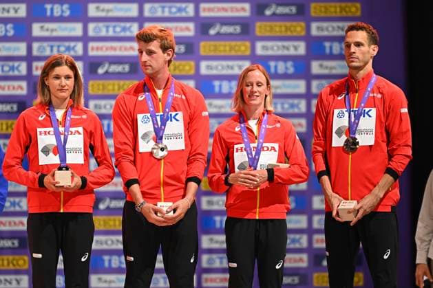 World Athletics Championships Tokyo 2025 - day 3 TOKYO, JAPAN - SEPTEMBER 15 : Borlee Dylan (BEL), Doom Alexander (BEL), Ponette Helena (BEL), and Vervaet Imke (BEL) during the medal ceremony of the 4x400m mixed on day 3 of the World Athletics Championships Tokyo 2025 on September 15, 2025 in Tokyo, Japan, 15 09 2025 Tokyo Japan  Copyright: xTomasxSiskx