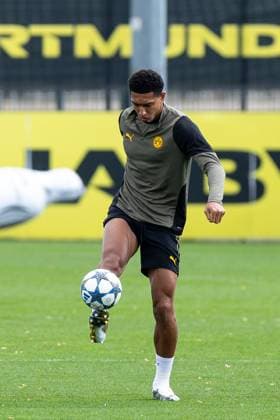 15 09 2025, Final training session for the UEFA Champions League match between Juventus Turin and Borussia Dortmund, Jobe Bellingham Borussia Dortmund , Dortmund Training ground Borussia Dortmund NRW Germany xRHR PHOTO DEx Copyright: DennisxEwert RHR-FOTOx RHR-FOTO DE