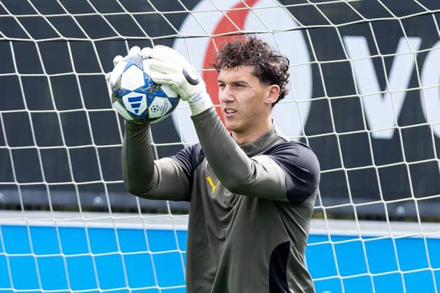 15 09 2025, Final training session for the UEFA Champions League match between Juventus Turin and Borussia Dortmund, Goalkeeper Silas Ostrzinski Borussia Dortmund , Dortmund Training ground Borussia Dortmund NRW Germany xRHR PHOTO DEx Copyright: DennisxEwert RHR-FOTOx RHR-FOTO DE