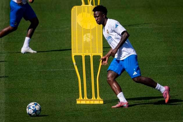 Real Madrid CF Training Session And press conference, PK, Pressekonferenz - UEFA Champions League 2025 26 League Phase MD1 Vinicius Junior of Real Madrid is seen training during the Training Session and Press Conference ahead of the UEFA Champions League 2024 25 match against Olympique de Marseille at Ciudad Real Madrid on September 15, 2025 in Valdebebas, Spain. Valdebebas Ciudad Real Madrid Madrid Spain Copyright: xAlbertoxGardinx AGardin_20250915_Foot_Cha_ReaMad_Pc_0413