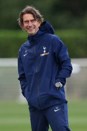 Tottenham Training 15. September 2025, Enfield Tottenham Hotspur Training Tottenham Hotspur Manager Thomas Frank Foto Charlotte Wilson Abseits Enfield UK  Copyright: xCharlottexWilsonx xOffsidexOffside
