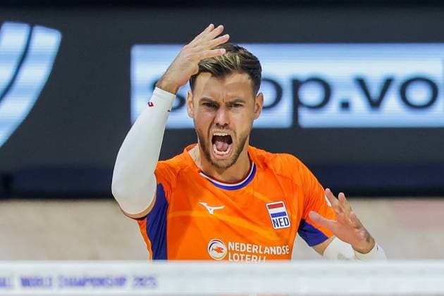(250915) -- QUEZON CITY, Sept. 15, 2025 -- Gijs Jorna of the Netherlands reacts during the pool B match between the Netherlands and Romania at the FIVB Men s World Championship, WM, Weltmeisterschaft 2025 in Quezon City, the Philippines, on Sept. 15, 2025. ) (SP)THE PHILIPPINES-QUEZON CITY-FIVB MEN S WORLD CHAMPIONSHIP 2025-NED VS ROU ROUELLExUMALI 