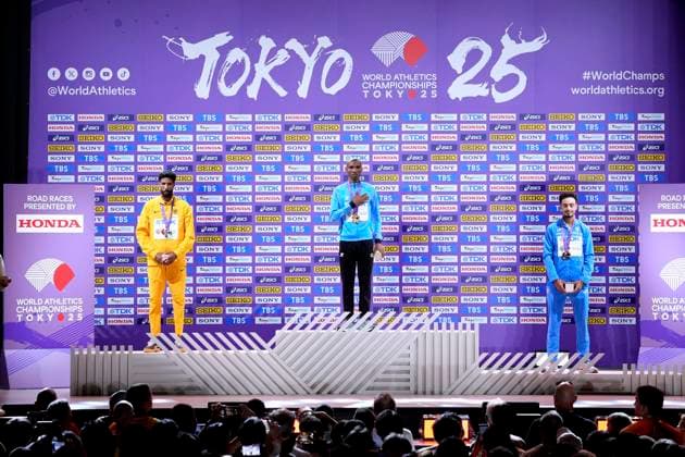 PETROS Amanal Team GER with winner SIMBU 2 place with silver medal at the award ceremony 3 DAY Marathon Mens World Athletics Championships 2025 in Tokyo Tokyo on 15 09 2023 Copyright: xLacixPerenyix