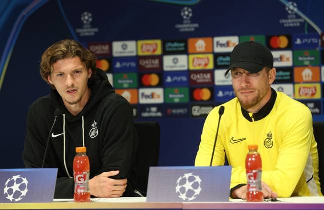 Union s Fedde Leysen and Union s head coach Sebastien Pocognoli pictured during a press conference, PK, Pressekonferenz of Belgian soccer team Royale Union Saint-Gilloise in Eindhoven, The Netherlands, on Monday 15 September 2025. The team prepares for tomorrow s match against Dutch team PSV Eindhoven, on the opening day of the League phase of the UEFA Champions League tournament. VIRGINIExLEFOUR  x134347881x