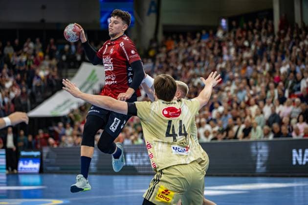 DAIKIN HBL SG Flensburg Handewitt vs TSV Hannover Burgdorf 15 09 25 Marko Grgic Nr 17, SG Flensburg Handewitt in attack DAIKIN HBL SG Flensburg Handewitt vs TSV Hannover Burgdorf, GP JOULE Arena Flensburg on 15 09 25 Copyright: xBEAUTIFULxSPORTS MarioxM.xKobergx