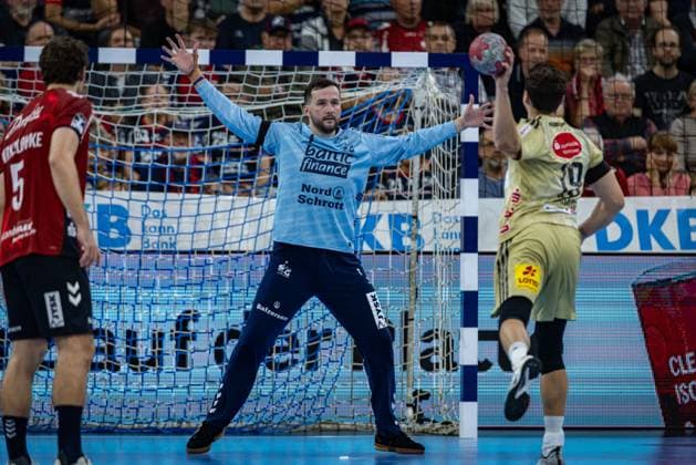 DAIKIN HBL SG Flensburg Handewitt vs TSV Hannover Burgdorf 15 09 25 Benjamin Buric Nr 01, SG Flensburg Handewitt vs Marius Steinhauser Nr 19, TSV Hannover Burgdorf DAIKIN HBL SG Flensburg Handewitt vs TSV Hannover Burgdorf, GP JOULE Arena Flensburg on 15 09 25 Copyright: xBEAUTIFULxSPORTS MarioxM.xKobergx