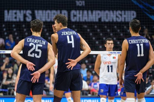September 15, 2025, Quezon City, Manila, Philippines: USA vs Portugal in their Pool Phase match during the FIVB Mens Volleyball World Championship, WM, Weltmeisterschaft 2025 in Manila, Philippines. USA wins in 3 sets. Quezon City Philippines - ZUMAr144 20250915_zap_r144_030 Copyright: xJaynexRussellx