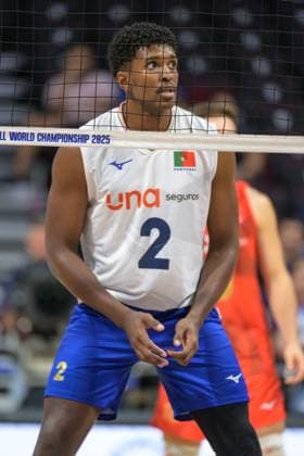 September 15, 2025, Quezon City, Manila, Philippines: USA vs Portugal in their Pool Phase match during the FIVB Mens Volleyball World Championship, WM, Weltmeisterschaft 2025 in Manila, Philippines. USA wins in 3 sets. Portugals Kelton Eul¡vio SEMEDO TAVARES Quezon City Philippines - ZUMAr144 20250915_zap_r144_031 Copyright: xJaynexRussellx