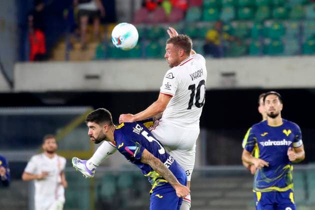 Jamie Vardy Cremonese™s, Verona s Unai Nunez during the Serie A soccer match between Hellas Verona and Cremonese at the Bentegodi Stadium in Verona, north west Italy - Monday, September 15, 2025. - Soccer .  Copyright: xPaolaxGarbuio Lapressex