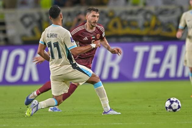 Al-Ittihad v Al-Wehda - AFC Champions League ABU DHABI, UNITED ARAB EMIRATES - SEPTEMBER 15: Saleh Al Shehri (L) of Al Ittihad in action during the Asian Champions League (AFC) match between Al-Ittihad and Al-Wehda at the Al Nahyan Stadium in Abu Dhabi, United Arab Emirates, on September 15, 2025. Waleed Zein Anadolu Abu Dhabi United Arab Emirates. Editorial use only. Please get in touch for any other usage.  Copyright: x2025xAnadoluxWaleedxZeinx
