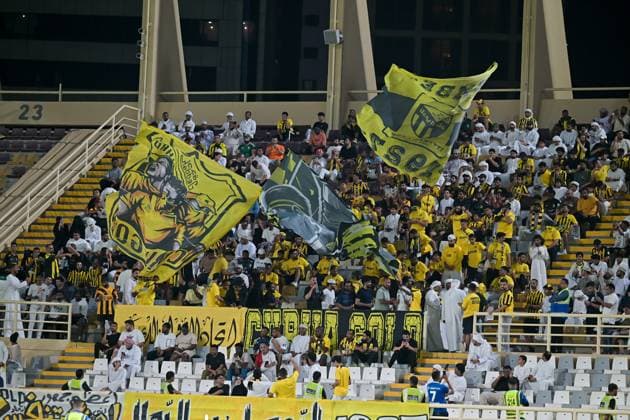 Al-Ittihad v Al-Wehda - AFC Champions League ABU DHABI, UNITED ARAB EMIRATES - SEPTEMBER 15: Fans cheer on their teams from the stands during the Asian Champions League (AFC) match between Al-Ittihad and Al-Wehda at the Al Nahyan Stadium in Abu Dhabi, United Arab Emirates, on September 15, 2025. Waleed Zein Anadolu Abu Dhabi United Arab Emirates. Editorial use only. Please get in touch for any other usage.  Copyright: x2025xAnadoluxWaleedxZeinx