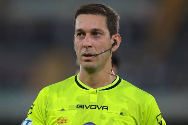 Verona, Italy, 15th September 2025. The Referee Alberto Ruben Arena looks on during the Hellas Verona vs US Cremonese Serie A match at Marc Antonio Bentegodi, Verona. Picture credit should read: Jonathan Moscrop Sportimage EDITORIAL USE ONLY. No use with unauthorised audio, video, data, fixture lists, club league logos or live services. Online in-match use limited to 120 images, no video emulation. No use in betting, games or single club league player publications. SPI_070_JM_HELLAS_CREMONESE_ SPI-4121-0069