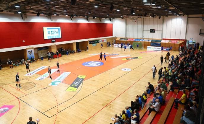 Leipzig, 14 09 2025, Sporthalle Brüderstraße, Handball Women, 2 Bundesliga, HC Leipzig vs SV Werder Bremen 31 27 13 15 , In the picture view sports hall, home of HC Leipzig , For editorial use only Only editorial use , Picture Point