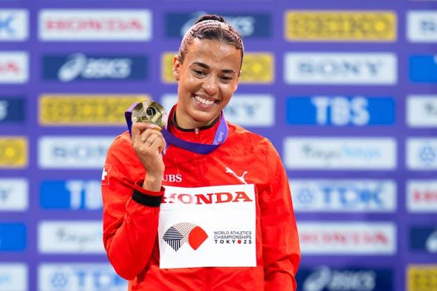 World Athletics Championships Tokyo, 16 09 2025 Ditaji Kambundji with the gold medal at the World Athletics Championships in Tokyo on September 16, 2025 Copyright: xBEAUTIFULxSPORTS TobiasxLacknerx