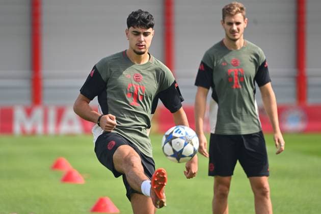 Aleksandar PAVLOVIC Bayern Muenchen , action,single image,cropped single motif,half figure,half figure final training on 16 09 2025 Football Champions League,season 2025 26 FC Bayern Muenchen FC Chelsea