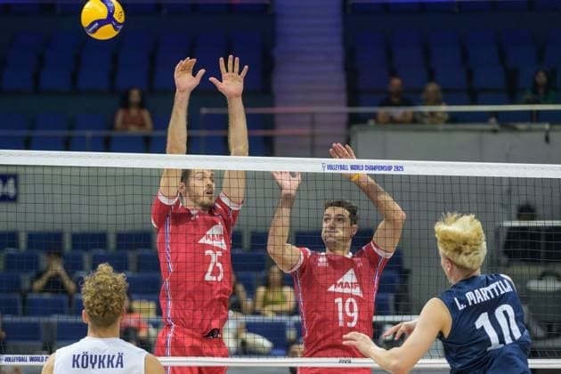 September 16, 2025, Quezon City, Manila, Philippines: France vs Finland in their Pool Phase match during the FIVB Mens Volleyball World Championship, WM, Weltmeisterschaft 2025 in Manila, Philippines. In a 5 set match, Olympic Champions France are beaten 3 sets to 2 by Finland Quezon City Philippines - ZUMAr144 20250916_zap_r144_009 Copyright: xJaynexRussellx