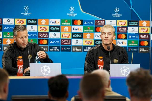 Champions League Slavia Prague Bodo Glimt Prague, Czech Republic 20250916 Bodo Glimt coaches Kjetil Knutsen and Jostein Gundersen during the press conference before the match against Slavia Prague in the Champions League Photo Terje Pedersen NTB Praha Czech Republic EDITORIAL USE ONLY RESTRICTED USE FOR BETTING COMPANIES  Copyright: xTerjexPedersenx xNTBx