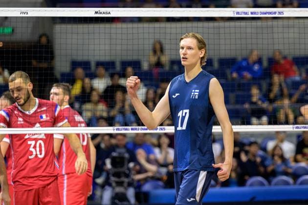 September 16, 2025, Quezon City, Manila, Philippines: France vs Finland in their Pool Phase match during the FIVB Mens Volleyball World Championship, WM, Weltmeisterschaft 2025 in Manila, Philippines. In a 5 set match, Olympic Champions France are beaten 3 sets to 2 by Finland. Full time celebrations. Severi SAVONSALMI Quezon City Philippines - ZUMAr144 20250916_zap_r144_043 Copyright: xJaynexRussellx