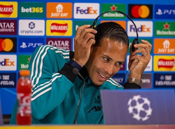 Football - UEFA Champions League - League Phase - Liverpool FC v Club AtlÃ tico de Madrid - MD-1 LIVERPOOL, ENGLAND - Tuesday, September 16, 2025: Liverpool s captain Virgil van Dijk during a press conference, PK, Pressekonferenz at Anfield ahead of the UEFA Champions League game between Liverpool FC and AtlÃ tico de Madrid. (Photo by David Rawcliffe Propaganda) LIVERPOOL Anfield MERSEYSIDE ENGLAND  Copyright: xDavidxRawcliffex P2025-09-16-Liverpool_Atletico_MD-1-44