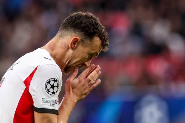 2025-09-16 PSV Eindhoven v Royale Union Saint-Gilloise - UEFA Champions League 2025 26 League Phase MD1 EINDHOVEN, NETHERLANDS - SEPTEMBER 16: Ivan Perisic of PSV Eindhoven looks dejected during the UEFA Champions League 2025 26 League Phase MD1 match between PSV Eindhoven and Royale Union Saint-Gilloise at Philips Stadion on September 16, 2025 in Eindhoven, Netherlands. Eindhoven Philips Stadion Netherlands Content not available for redistribution in The Netherlands directly or indirectly through any third parties. Copyright: xBenxGalx