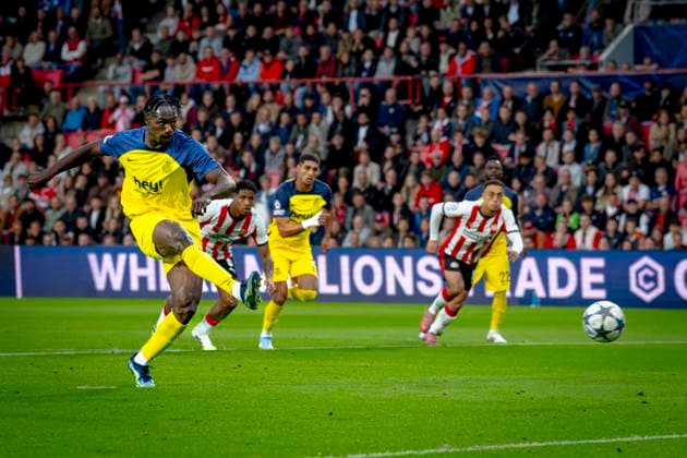 Union Saint Gilloise forwarder Promise David scores the 0 1 during the match PSV Royale Union Saint Gilloise at the Philips stadium for the Champions League League phase Matchday 1 season 2025 2026 in EINDHOVEN, Netherlands on 16 september 2025, photo by Marcel van Dorst EYE4images DeFodi Images