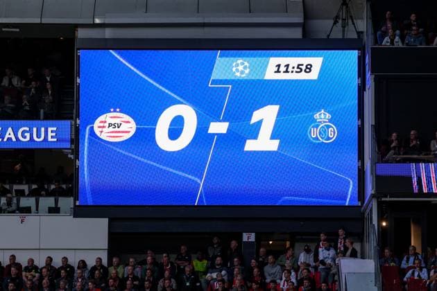 2025-09-16 PSV Eindhoven v Royale Union Saint-Gilloise - UEFA Champions League 2025 26 League Phase MD1 EINDHOVEN, NETHERLANDS - SEPTEMBER 16: The scoreline during the UEFA Champions League 2025 26 League Phase MD1 match between PSV Eindhoven and Royale Union Saint-Gilloise at Philips Stadion on September 16, 2025 in Eindhoven, Netherlands. Eindhoven Philips Stadion Netherlands Content not available for redistribution in The Netherlands directly or indirectly through any third parties. Copyright: xBenxGalx