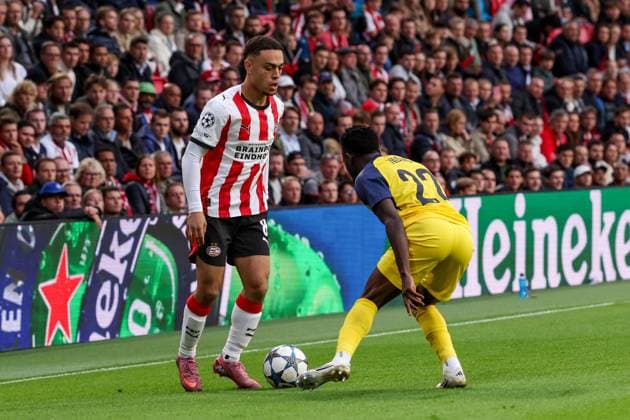 2025-09-16 PSV Eindhoven v Royale Union Saint-Gilloise - UEFA Champions League 2025 26 League Phase MD1 EINDHOVEN, NETHERLANDS - SEPTEMBER 16: Sergino Dest of PSV Eindhoven runs with the ball during the UEFA Champions League 2025 26 League Phase MD1 match between PSV Eindhoven and Royale Union Saint-Gilloise at Philips Stadion on September 16, 2025 in Eindhoven, Netherlands. Eindhoven Philips Stadion Netherlands Content not available for redistribution in The Netherlands directly or indirectly through any third parties. Copyright: xBenxGalx