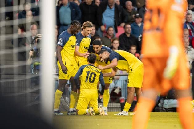 Anouar Ait El Hadj Union Saint Gilloise celebrates after scoring his team s second goal with teammates during the UEFA Champions League 2025 26 League Phase MD1 match between PSV Eindhoven and R Union Saint Gilloise at PSV Stadion on September 16, 2025 in Eindhoven, Netherlands