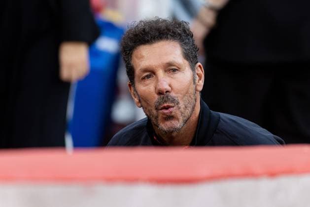 Football - UEFA Champions League - League Phase - Liverpool FC v Club AtlÃ tico de Madrid - MD-1 LIVERPOOL, ENGLAND - Tuesday, September 16, 2025: Atletico Madrid s head coach Diego Simeone during a training session at Anfield ahead of the UEFA Champions League game between Liverpool FC and AtlÃ tico de Madrid. (Photo by Jessica Hornby Propaganda)  Copyright: xDavidxRawcliffex P2025-09-16-LFC-Training-Atletico-82