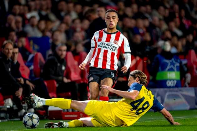 PSV Eindhoven defender Sergino Dest, Union Saint Gilloise defender Fedde Leysen during the match PSV Royale Union Saint Gilloise at the Philips stadium for the Champions League League phase Matchday 1 season 2025 2026 in EINDHOVEN, Netherlands on 16 september 2025, photo by Marcel van Dorst EYE4images DeFodi Images