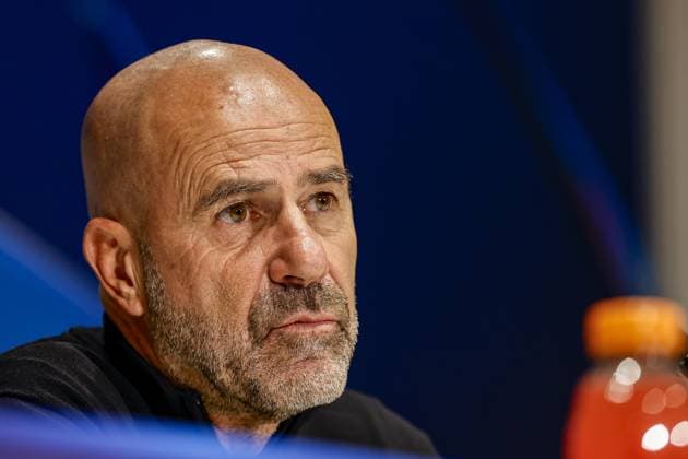 EINDHOVEN , 16-09-2025 , Philips Stadium , season 2025 2026 , UEFA Champions League football , league phase, match between PSV and Union SG , picture shows PSV trainer coach Peter Bosz during the press conference, PK, Pressekonferenz after the match PSV - Union SG  x31054597x Copyright: