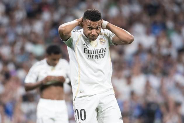 UEFA champions league - Real Madrid vs Marseille MADRID, SPAIN - September 16: Kylian Mbappe of Real Madrid reacts to a missed opportunity during the UEFA champions league 2025 26 match between Real Madrid and Marseille at Santiago Bernabeu Stadium. (Photo by Guillermo Martinez) Madrid Santiago Bernabeu Stadium Spain Copyright: xGuillermoxMartinezx