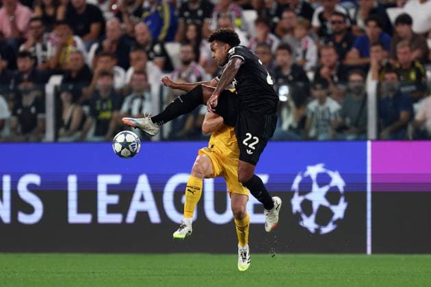 Weston Mckennie (Juventus Fc) controls the ball, UEFA Champions League 2025 26 League Phase MD1, Juventus v Borussia Dortmund - UEFA Champions League 2025 26 League Phase MD1, Allianz Stadium, September 16, 2025, Turin, Italy.