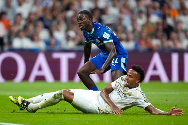 ESP: Real Madrid v Olympique de Marseille. UEFA Champions League. Matchday 1. Timothy Weah of Olympique Marsella and Eder Militao of Real Madrid CF during the UEFA Champions League match, between Real Madrid and Olympique de Marseille, matchday 1, played at Santiago Bernabeu Stadium on September 16, 2025 in Madrid, Spain. kpng Copyright: xCesarxCebollax xPRESSINx PS_250916_RMA_MAR_766