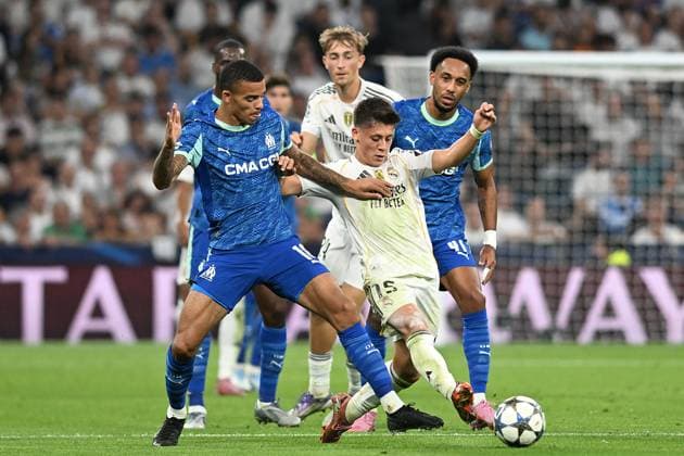 REAL MADRID CF v OLYMPIQUE DE MARSEILLE. CHAMPIONS LEAGUE 2025 2026. ROUND 1. Real Madrid CF s Arda Guler (r) and Olympique de Marseille s Mason Greenwood during Champions League 2024 2025 Round 1 match. September 16,2025. (ALTERPHOTOS Jorge Ropero) MadridSpain  Copyright: xJorgexRoperox