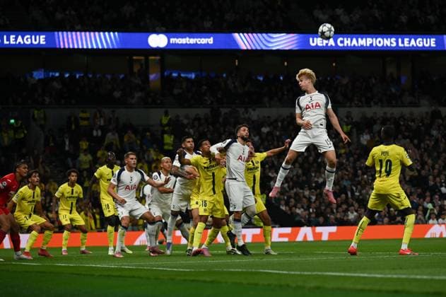 Tottenham Hotspur v Villarreal - UEFA Champions League LONDON, UNITED KINGDOM - SEPTEMBER 16: Lucas Bergvall (15) of Tottenham in action during the UEFA Champions League football match between Tottenham Hotspur and Villarreal CF at Tottenham Hotspur Stadium on September 16, 2025 in London, United Kingdom. Rasid Necati Asiim Anadolu London United Kingdom. Editorial use only. Please get in touch for any other usage.  Copyright: x2025xAnadoluxRasidxNecatixAsiimx
