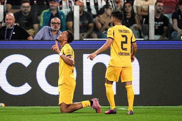 Dortmund™s Felix Nmecha celebrates after scoring the 1-2 goal for his team during the Uefa Champions League soccer match, between Juventus and Borussia Dortmund at the Allianz Stadium in Turin, north west Italy - Tuesday, September 16, 2025. - Soccer  Copyright: xMarcoxAlpozzi LaPressex