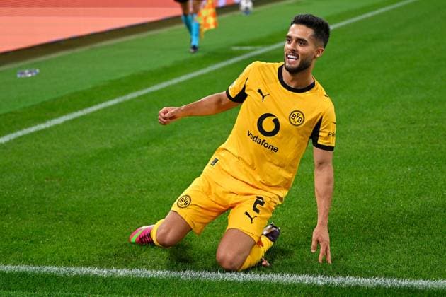 Turin, Allianz Stadium, 16 09 25, ITA, Men, UEFA Champions Leaugue, Season 2025 2026, Juventus Turin Borussia Dortmund Picture YAN COUTO Dortmund cheers after his goal to 2 3 UEFA regulations prohibit any use of photographs as image sequences and or quasi video Piedmont Italy