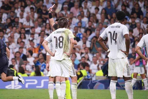 UEFA Champions League soccer match Real Madrid vs Olympique Marsella at Santiago Bernabeu Stadium in Madrid, Spain 16 September 2025 Red Card to Carvajal 900 Cordon Press  900 CordonxPress LOF - UEFA Champions League Real Madrid vs Olympique Marsella