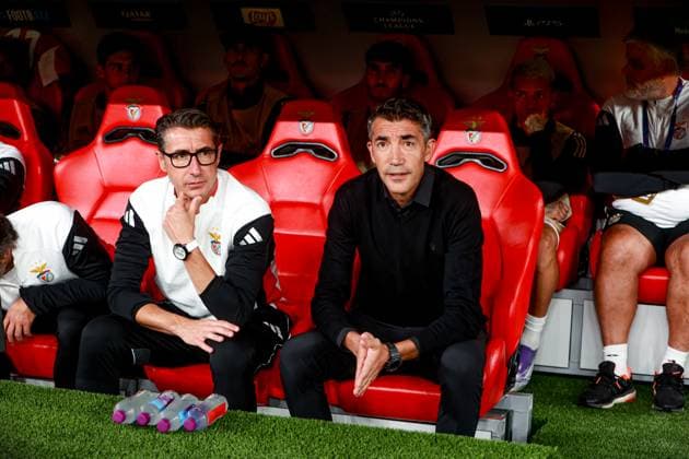 Estadio da Luz Bruno Lage head coach of SL Benfica during the UEFA Champions League 2025 26 League Phase MD1 match between SL Benfica and Qarabag FK at Estadio da Luz on September 16, 2025 UEFA Champions League League Phase MD1 - SL Benfica vs Qarabag FK (Valter Gouveia SPP) Copyright: xValterxGouveia SPPx spp-en-VaGo-VG_L6629